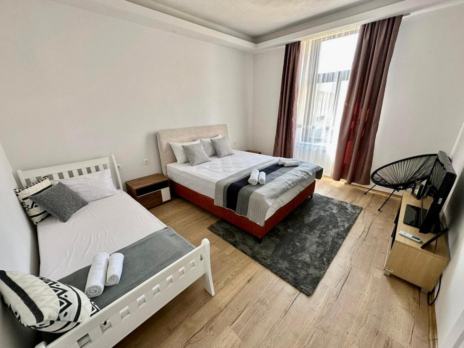 Apartments Ejla&Una Mostar Exteriör bild